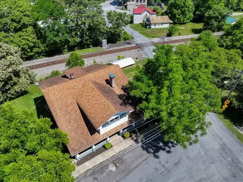 View/Area - 535 Boyd St, Buchanan, VA 24066 photo 1 of 4