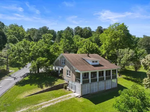 Exterior - 535 Boyd St, Buchanan, VA 24066 photo 15 of 15