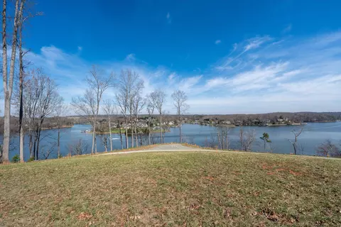 Tract C Cliffs Dr, Union Hall, VA 24176