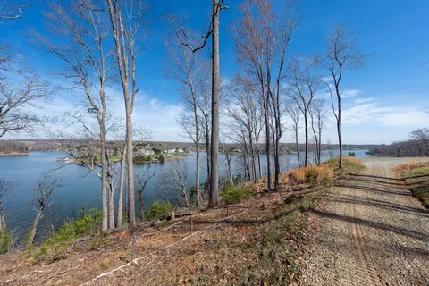 Tract C Cliffs Dr, Union Hall, VA 24176 photo 9