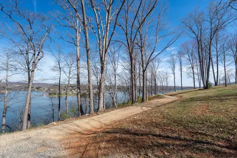 Tract C Cliffs Dr, Union Hall, VA 24176 photo 5