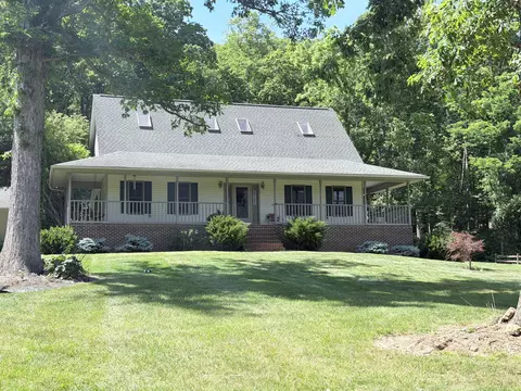 5145 Bradshaw Rd, Salem, VA 24153
