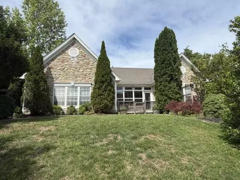 1308 Coronado Dr, Salem, VA 24153