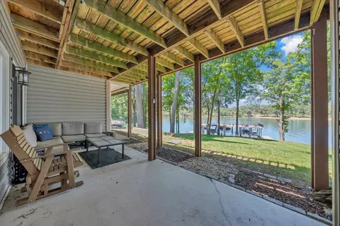 Exterior - 60 Windlass Pointe Dr, Moneta, VA 24121 photo 2 of 12