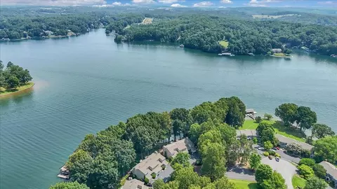 View/Area - 60 Windlass Pointe Dr, Moneta, VA 24121 photo 5 of 10