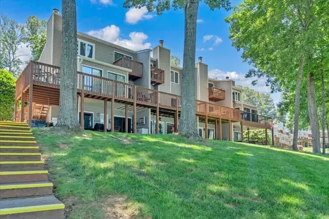 Exterior - 60 Windlass Pointe Dr, Moneta, VA 24121 photo 12 of 12
