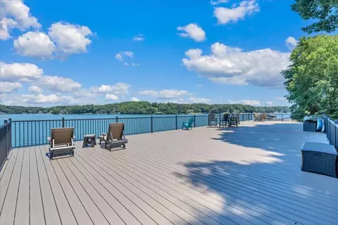 Exterior - 60 Windlass Pointe Dr, Moneta, VA 24121 photo 5 of 12