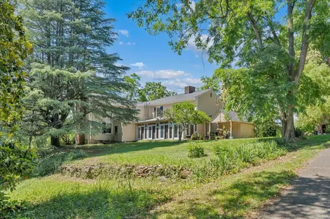 2801 Brandon Ave SW, Roanoke, VA 24015