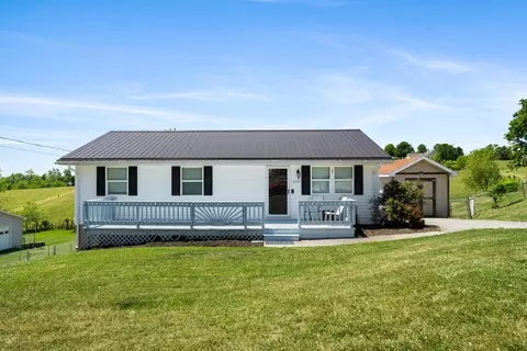 2301 Viewland Cir, Christiansburg, VA 24073