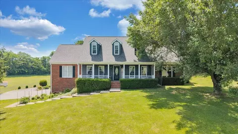 144 E Arrowhead Ct, Troutville, VA 24175