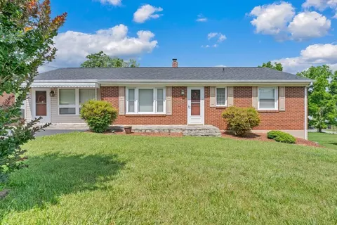 55 Tyree St, Rocky Mount, VA 24151