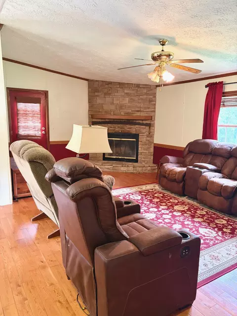 915 Isolane Rd, Callaway, VA 24067 photo 10