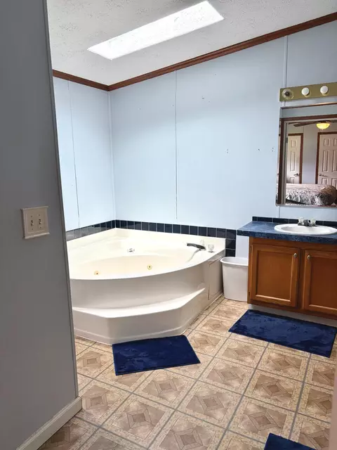 915 Isolane Rd, Callaway, VA 24067 photo 14
