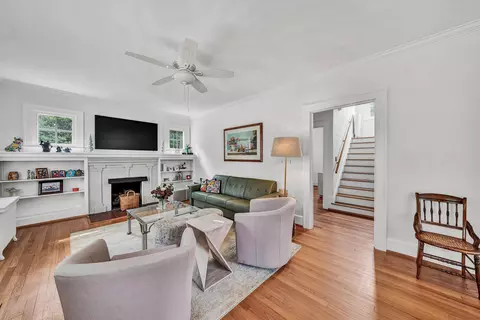 Living - 125 23rd St SE, Roanoke, VA 24014 photo 3 of 3