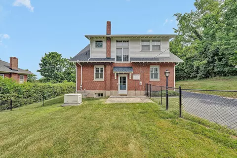 Exterior - 125 23rd St SE, Roanoke, VA 24014 photo 9 of 11