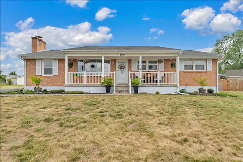 5747 Capito St, Roanoke, VA 24019