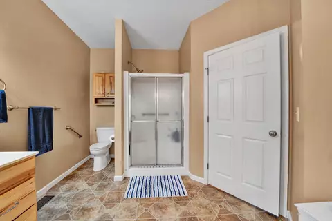Bath - 137 Shanleys Loop, Ferrum, VA 24088 photo 3 of 4