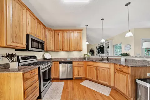 Kitchen - 137 Shanleys Loop, Ferrum, VA 24088 photo 2 of 3
