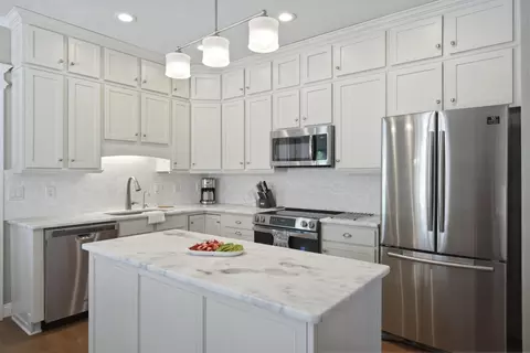 Kitchen - 953 Bolejack Blvd, Roanoke, VA 24019 photo 3 of 7