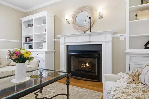 Living - 953 Bolejack Blvd, Roanoke, VA 24019 photo 3 of 4