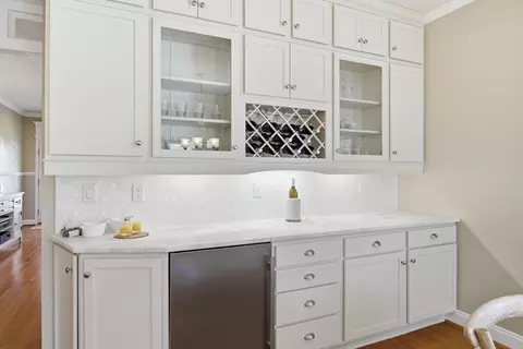 Kitchen - 953 Bolejack Blvd, Roanoke, VA 24019 photo 6 of 7