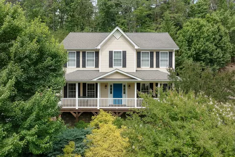 1224 Coronado Dr, Salem, VA 24153