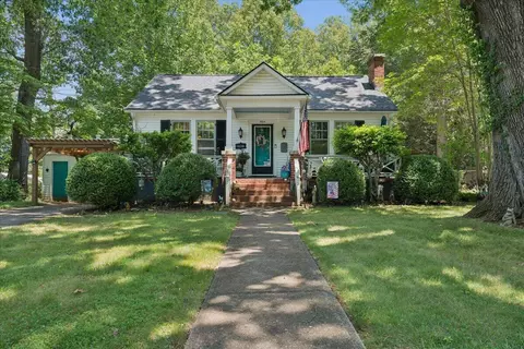 984 Ashland Ave, Bedford, VA 24523