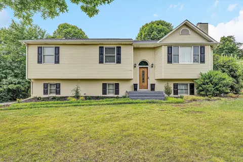 111 Barrington Ct, Hardy, VA 24101