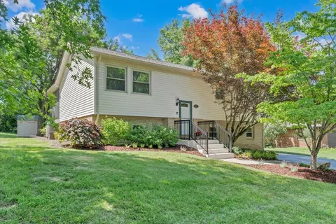 309 Woodbine Dr, Blacksburg, VA 24060