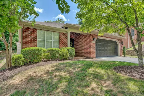5850 Penn Forest Pl, Roanoke, VA 24018