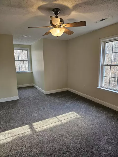 Bedroom - 21 Berkeley Ln, Evington, VA 24550 photo 4 of 6