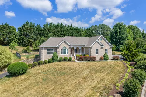 75 Walnut Manor Dr, Fincastle, VA 24090