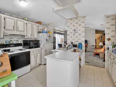 317 Beards Creek Rd, Ferrum, VA 24088 photo 9