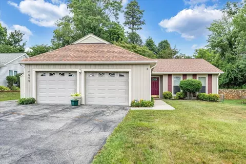 7029 Autumn Wood Ln, Roanoke, VA 24019