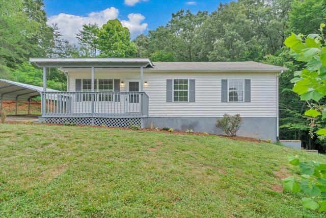 366 Bridge St N, Buchanan, VA 24066