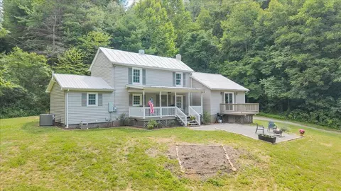 2852 Bethlehem Rd, Boones Mill, VA 24065