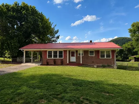 410 Winding Way, Covington, VA 24426