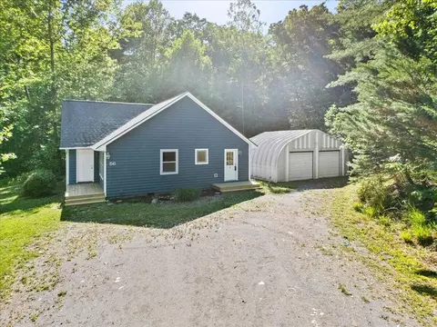 56 Craig Woods Rd, New Castle, VA 24127