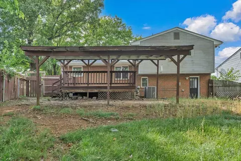 Exterior - 678 E Augusta Ave, Vinton, VA 24179 photo 10 of 10