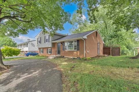 Exterior - 678 E Augusta Ave, Vinton, VA 24179 photo 4 of 10