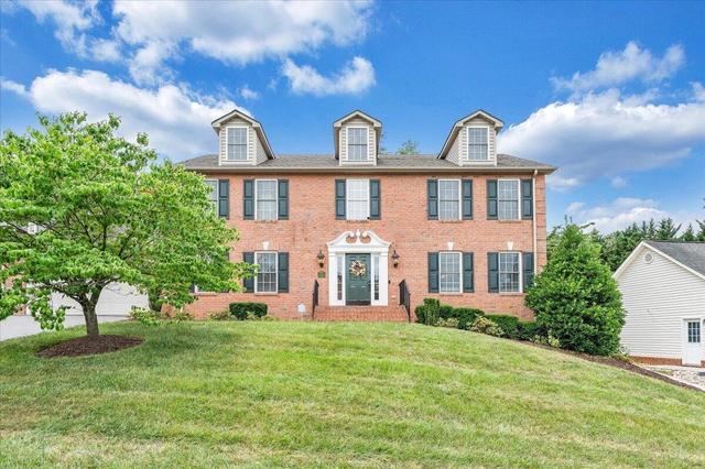 1341 Crutchfield St, Roanoke, VA 24019