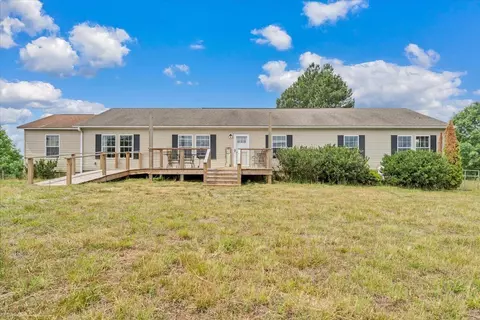 389 Kaye Trail Ln, Axton, VA 24054
