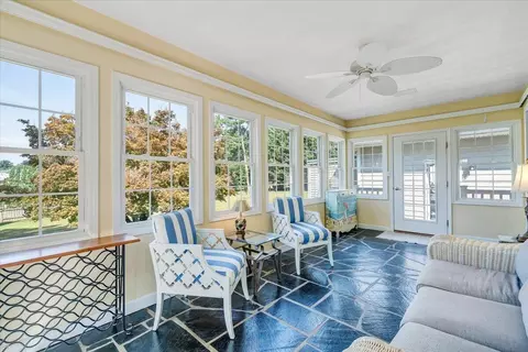 Exterior - 3561 Wright Rd SW, Roanoke, VA 24015 photo 6 of 18