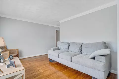 Living - 3561 Wright Rd SW, Roanoke, VA 24015 photo 1 of 5