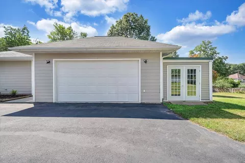 Exterior - 3561 Wright Rd SW, Roanoke, VA 24015 photo 11 of 18