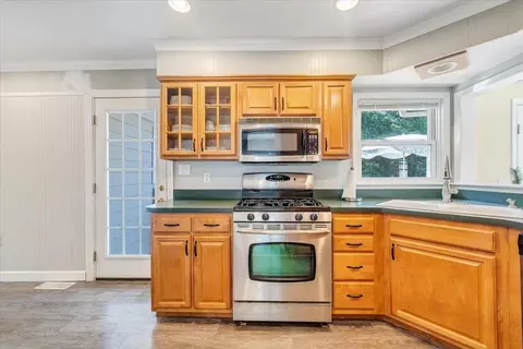 Kitchen - 3561 Wright Rd SW, Roanoke, VA 24015 photo 1 of 5