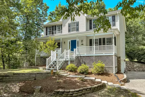 1067 Archway Rd, Blue Ridge, VA 24064