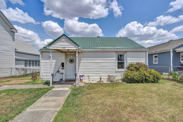 218 Maple St, Salem, VA 24153
