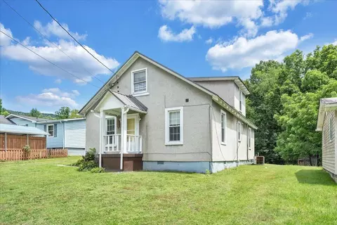 Exterior - 1408 Hatcher Ave, Covington, VA 24426 photo 8 of 8