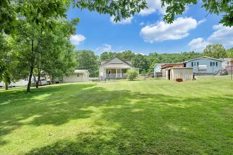 Exterior - 1408 Hatcher Ave, Covington, VA 24426 photo 5 of 8